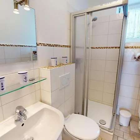 公寓 Gaestehaus Windrose 4 *